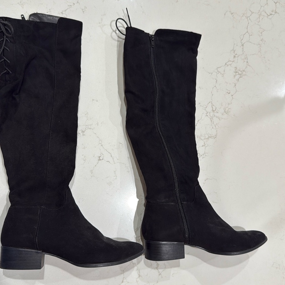 H&M black faux suede pointed toe knee high back lace up boots Sz 38- 7.5 EUC